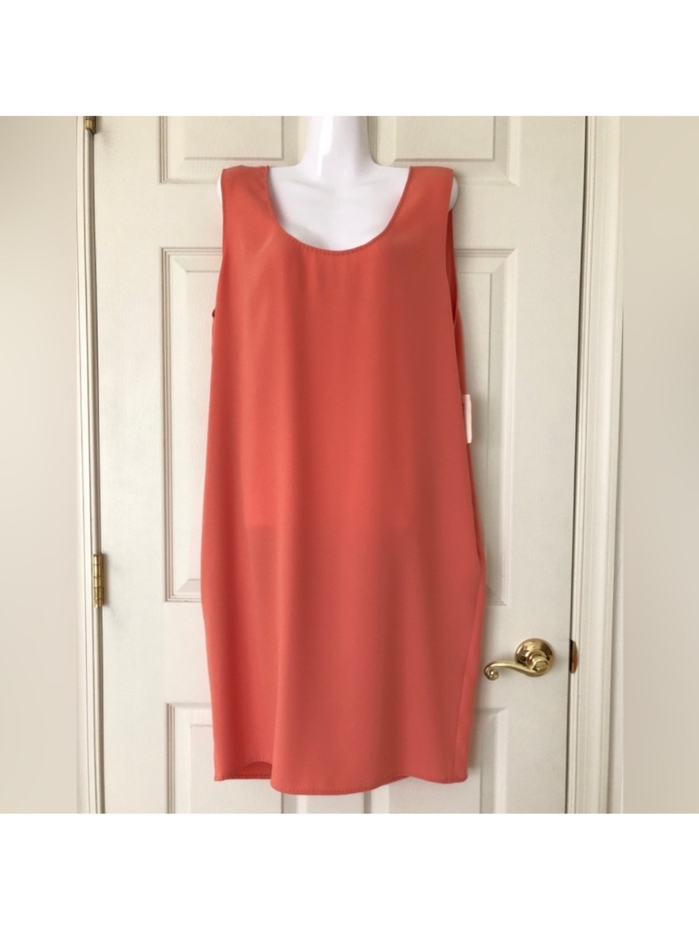 NWT Genny Sleeveless Shift Dress Size 14